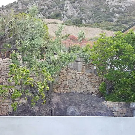 Punta Speranza Feriehus Nebida